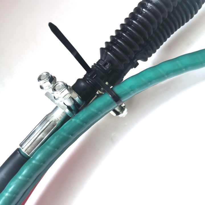 WG9725240202/02 Fivoriamben'ny Cable Fiovana Green Howo 10 Modely