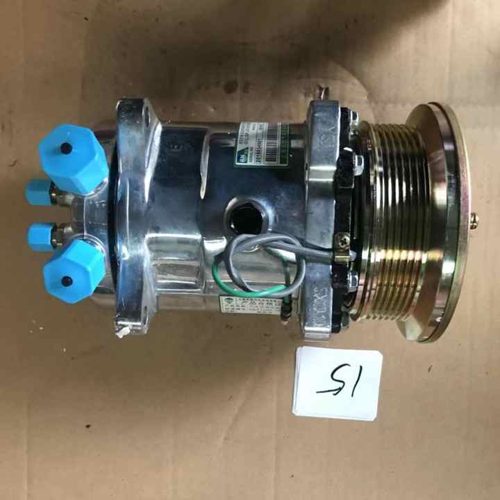 SINOTRUK HOWO - Air-Conditioning Compressor - Engine Components For SINOTRUK HOWO WD615 Series Engine Part No.:WG1500139006